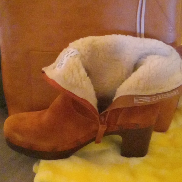 Woman's bootie " PRICE Firm"... - Picture 2 of 7